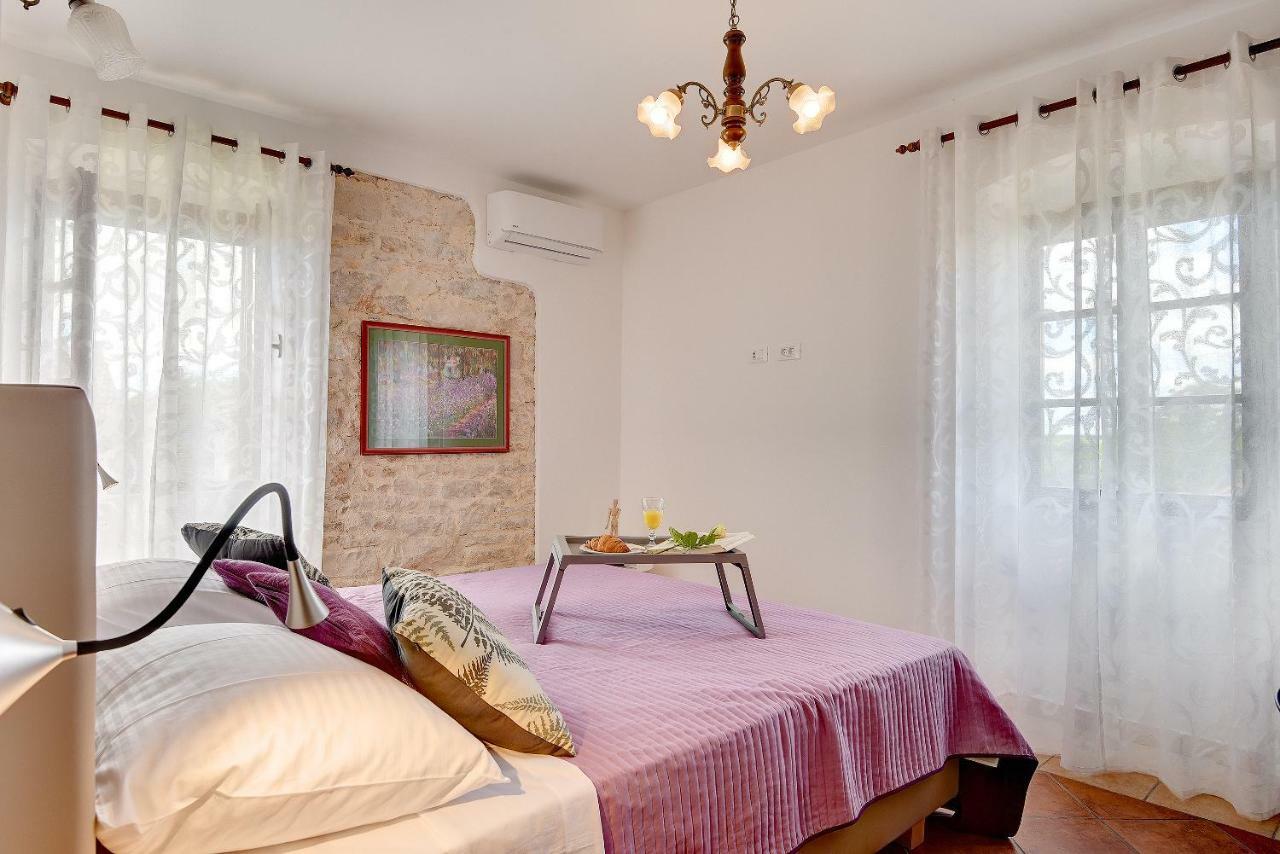 فيلا Palazzo 1812 كرينكا المظهر الخارجي الصورة
